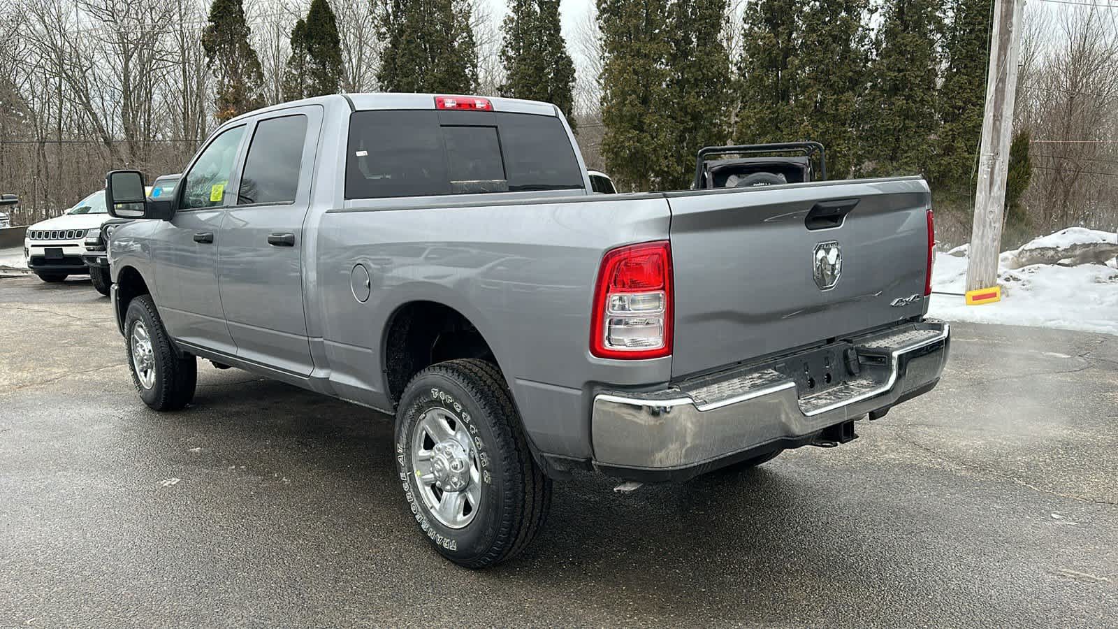 2024 Ram 2500 Tradesman 4x4 Crew Cab 64 Box 2