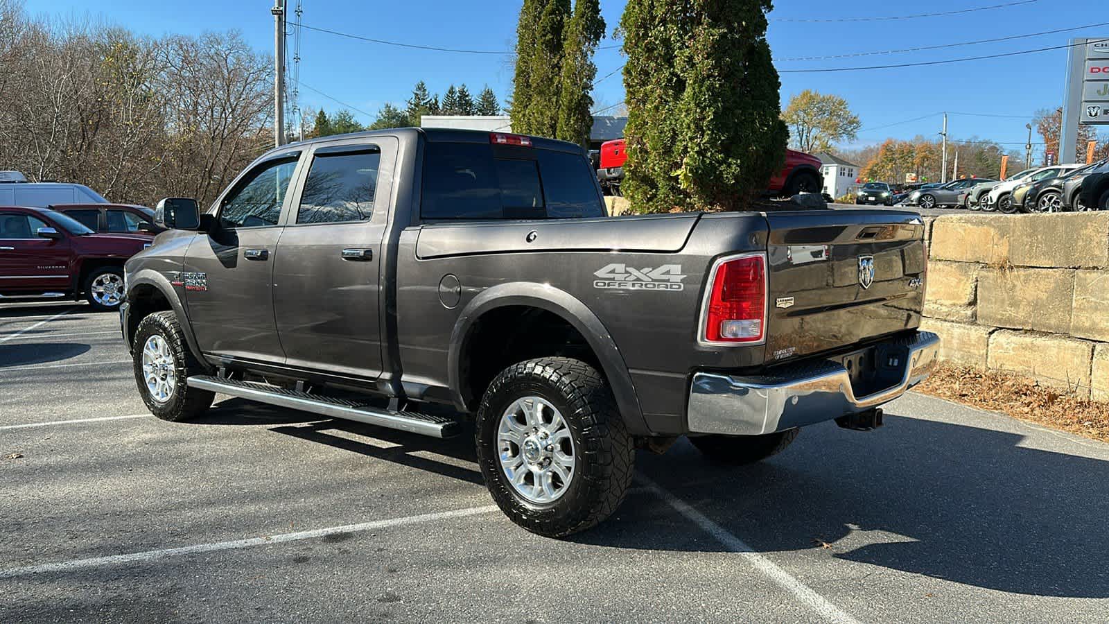 2018 Ram 2500 Laramie 4x4 Crew Cab 64 Box 2