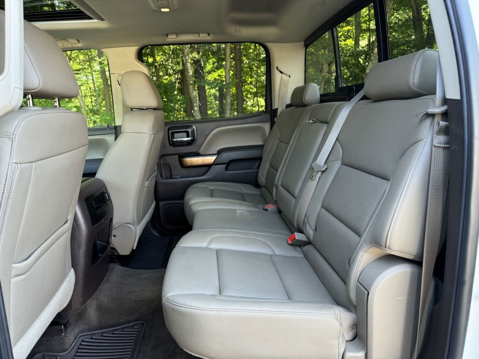 2016 Chevrolet Silverado 1500 LTZ 4WD Crew Cab 143.5 13