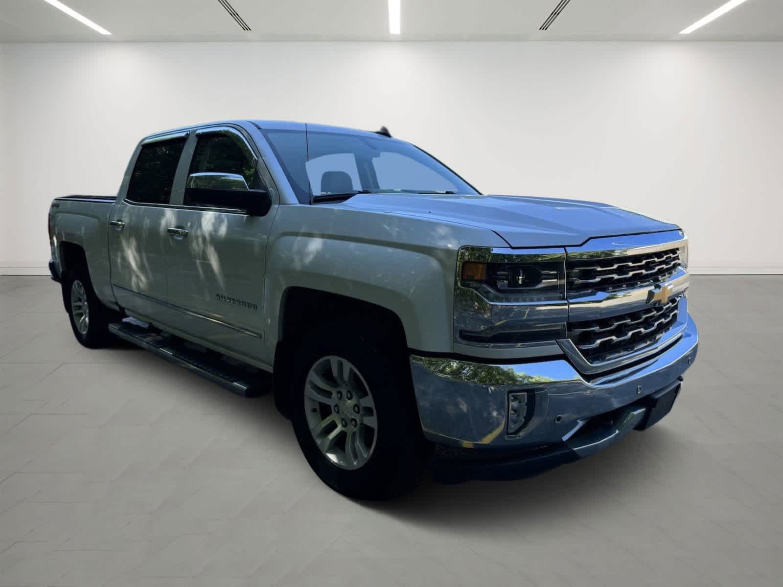 2016 Chevrolet Silverado 1500 LTZ 4WD Crew Cab 143.5 5