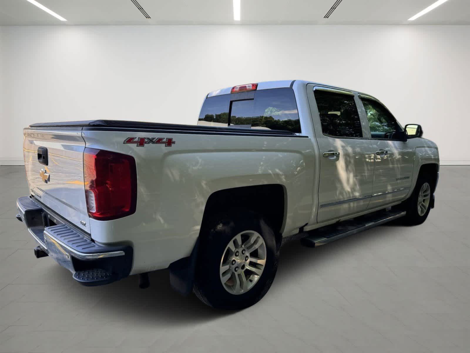 2016 Chevrolet Silverado 1500 LTZ 4WD Crew Cab 143.5 4