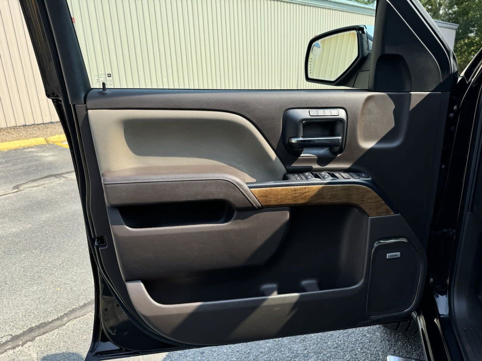 2018 Chevrolet Silverado 1500 LTZ 4WD Crew Cab 143.5 7