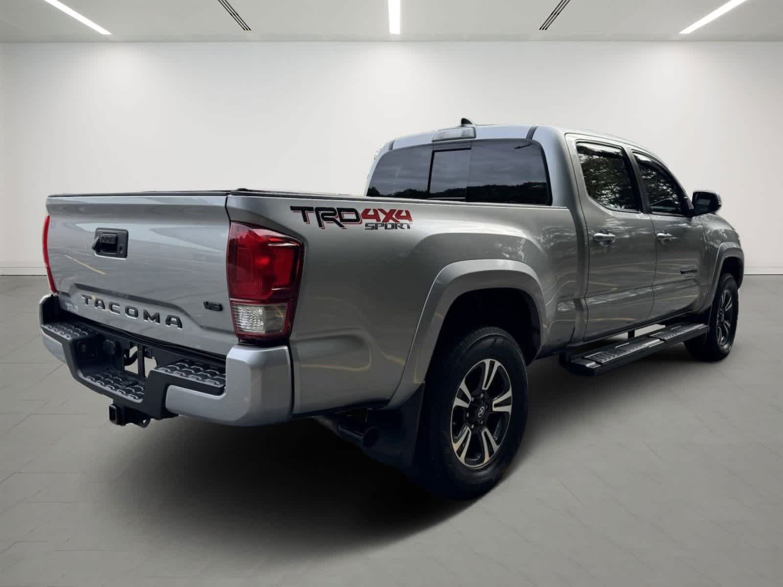 2017 Toyota Tacoma TRD Sport Double Cab 6 Bed V6 4x4 AT 3