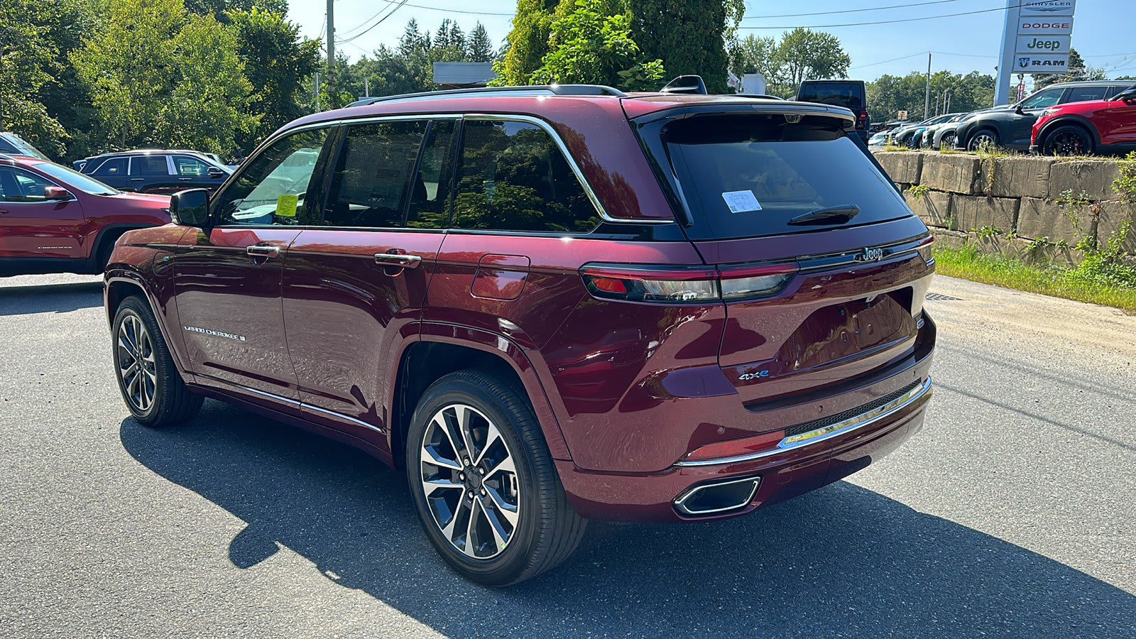 2023 Jeep Grand Cherokee 4xe Overland 2