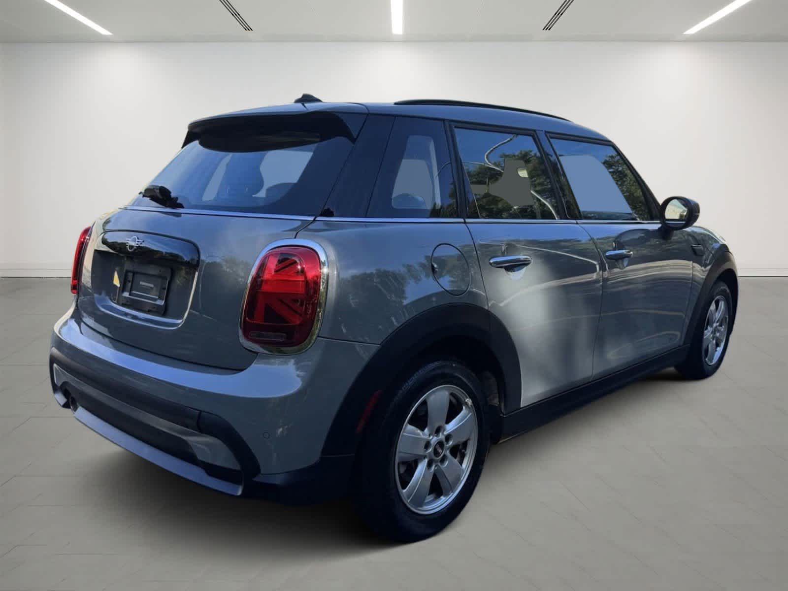 2022 MINI Hardtop 4 Door Cooper 4