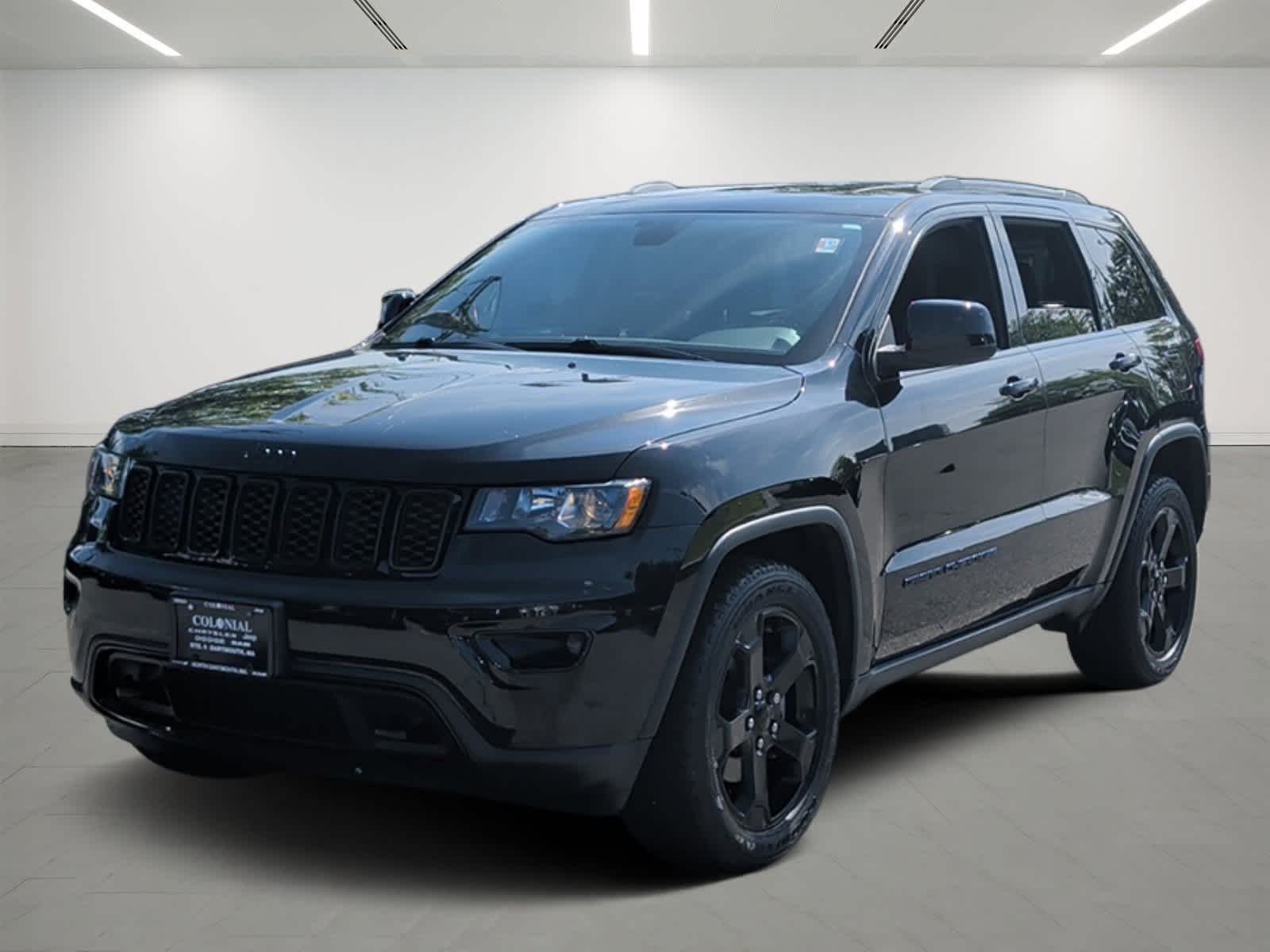 Diamond Black Crystal Pearlcoat 2018 Jeep Grand Cherokee SUV / Crossover Four-Wheel Drive 8-Speed Automatic