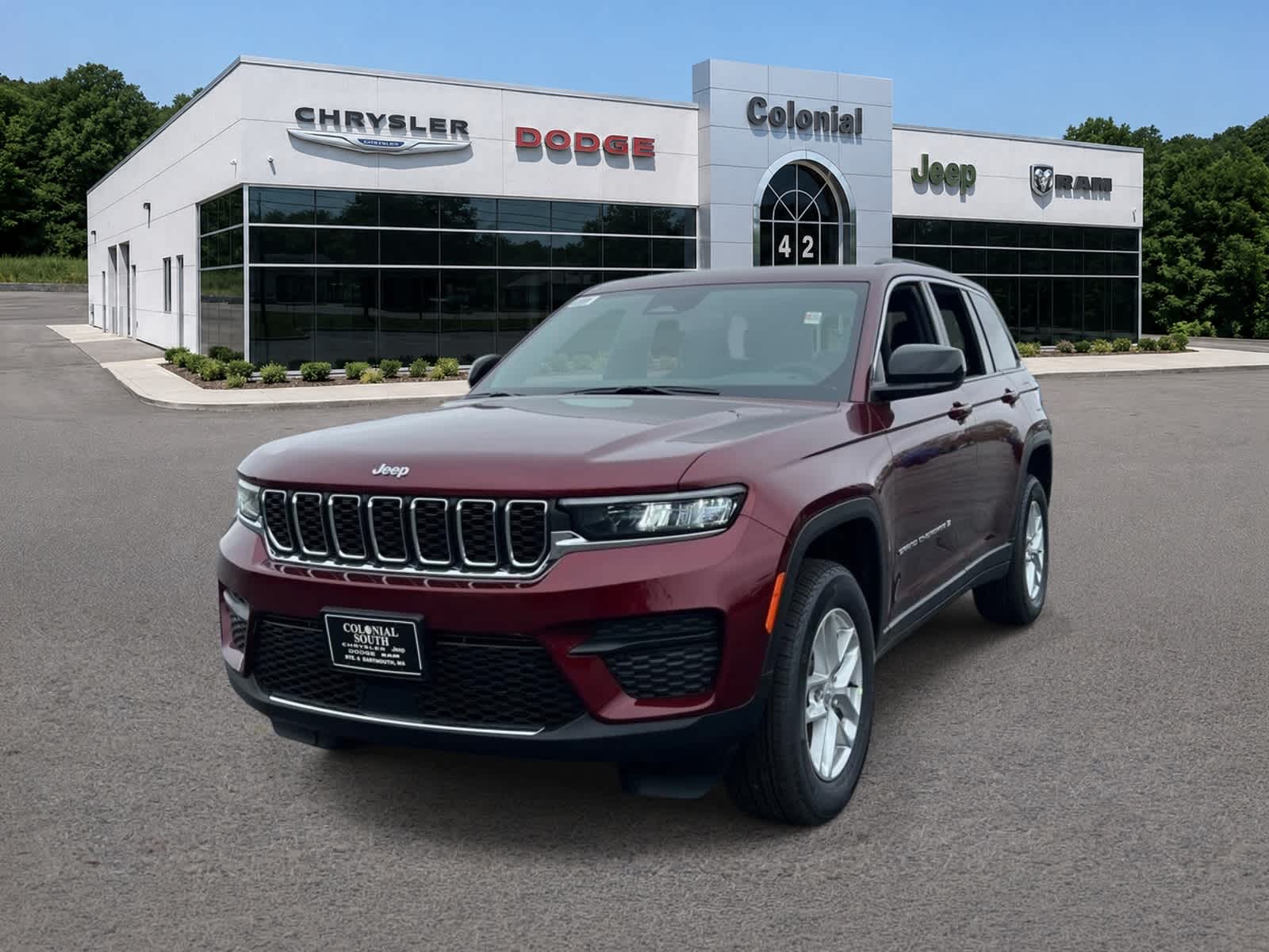 Velvet Red Pearlcoat 2026 Jeep Grand Cherokee SUV / Crossover Four-Wheel Drive 8-Speed Automatic