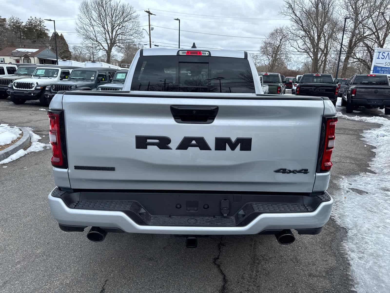 View vehicle photo 5
