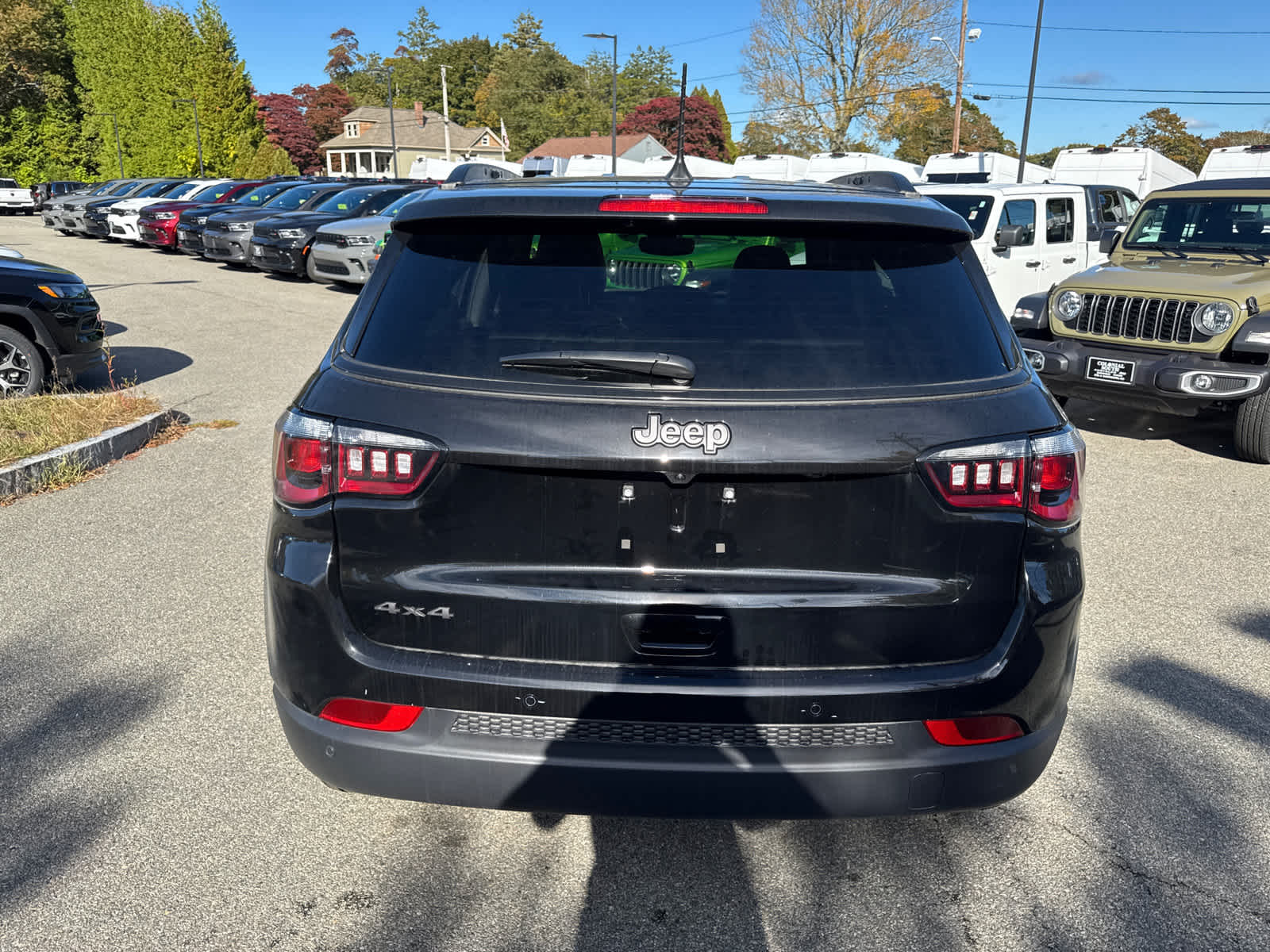 View vehicle photo 5