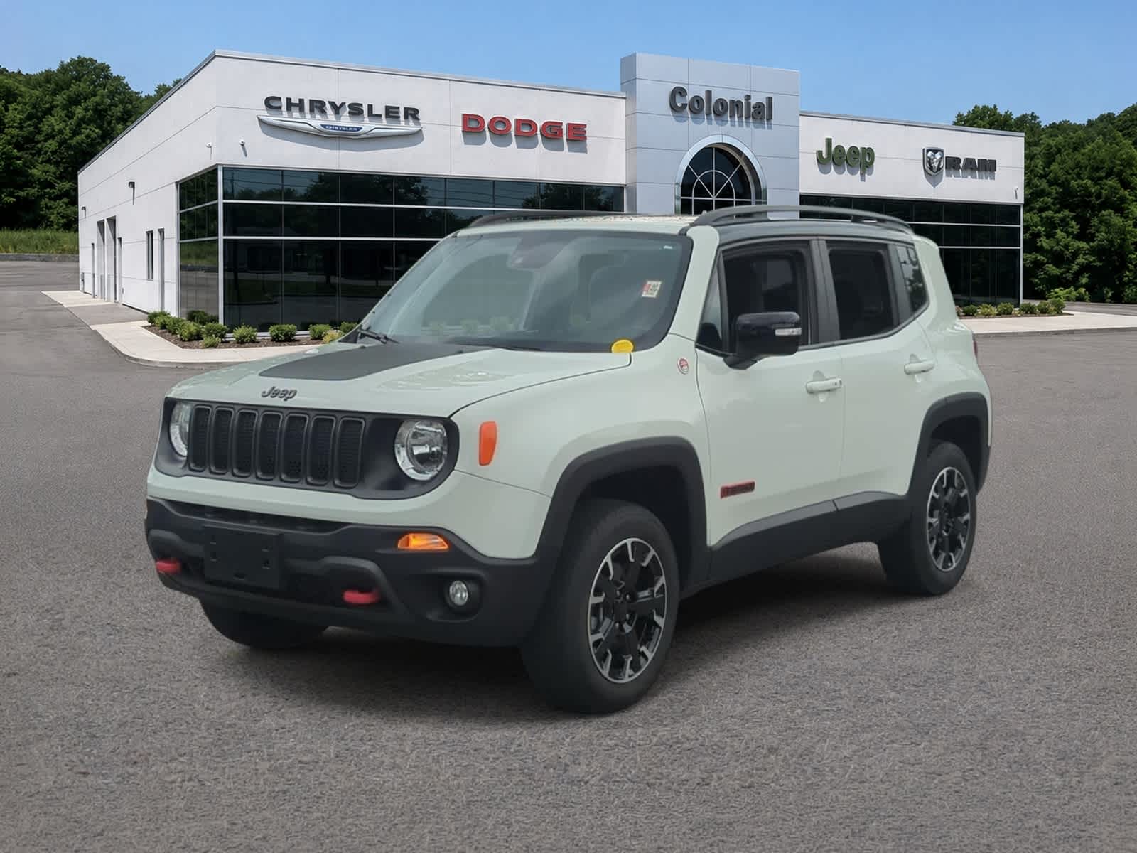 Alpine White Clearcoat 2023 Jeep Renegade SUV / Crossover Four-Wheel Drive 9-Speed Automatic