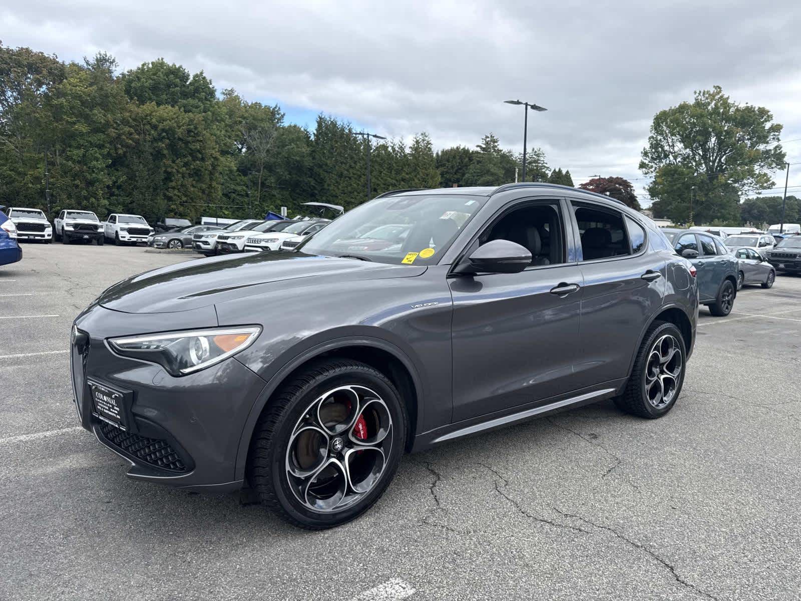 2023 Alfa Romeo Stelvio Veloce AWD