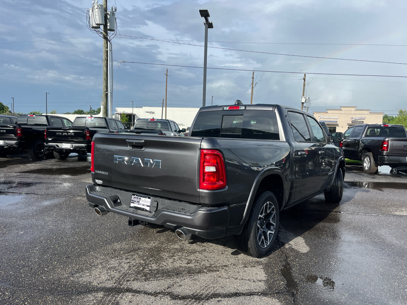 View vehicle photo 5