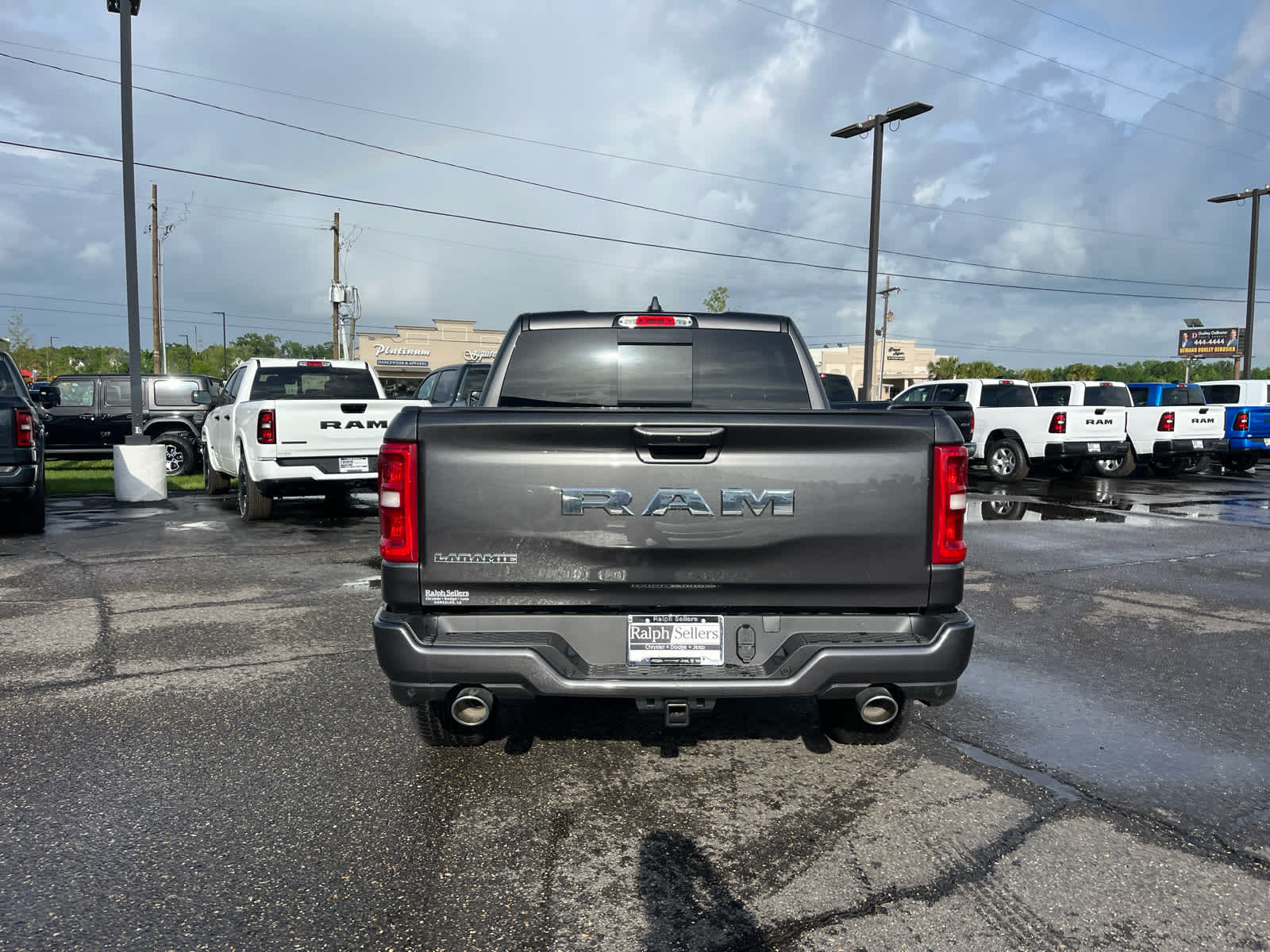 View vehicle photo 6