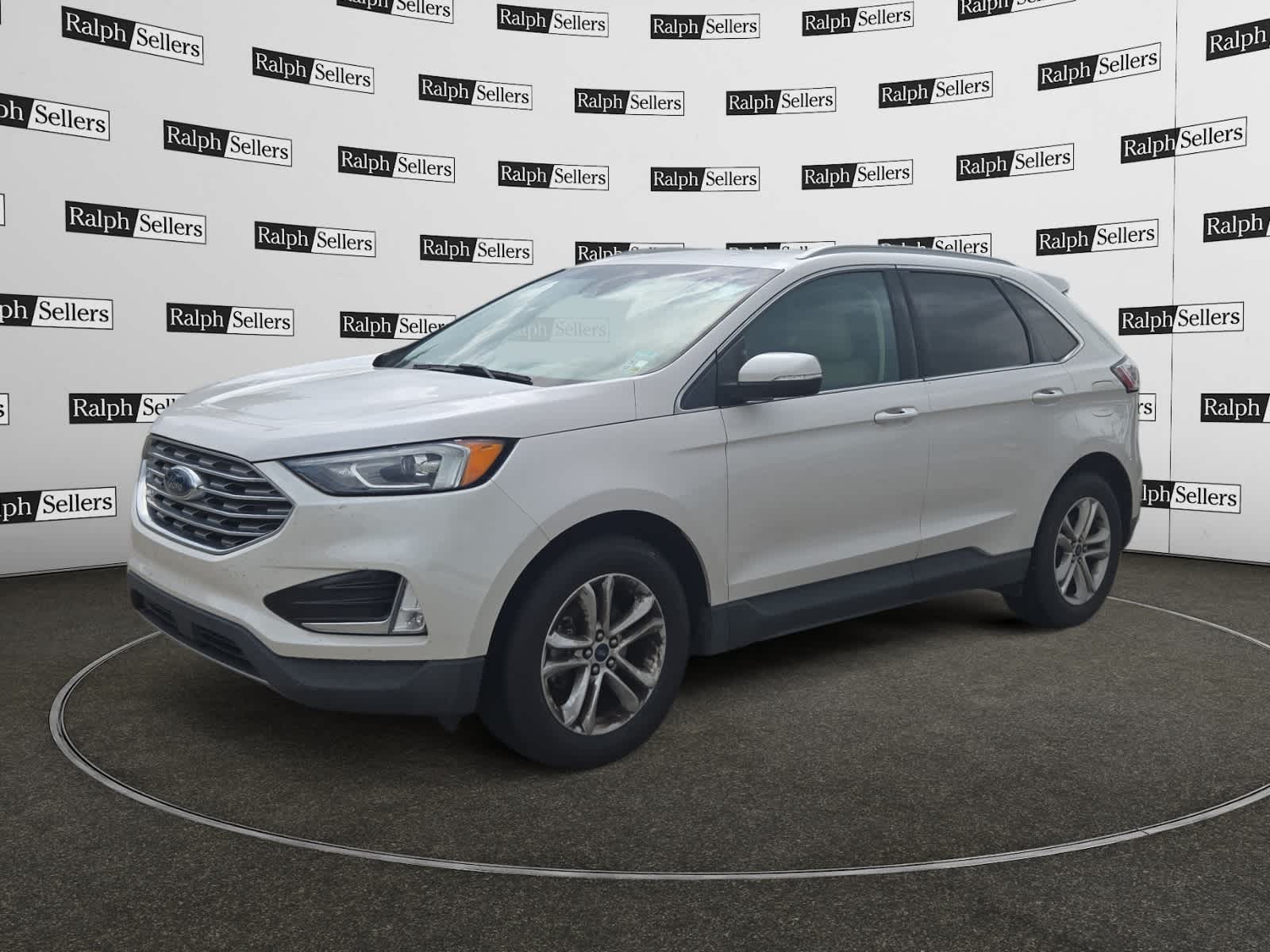 View vehicle photo 2