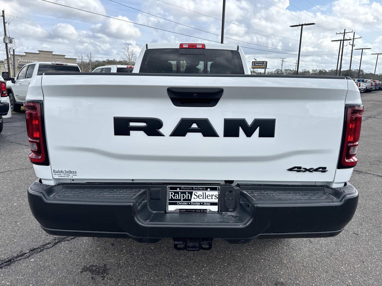 View vehicle photo 5