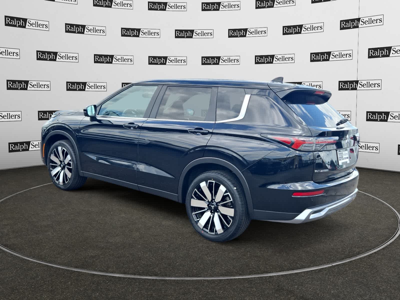 2025 Mitsubishi Outlander #4