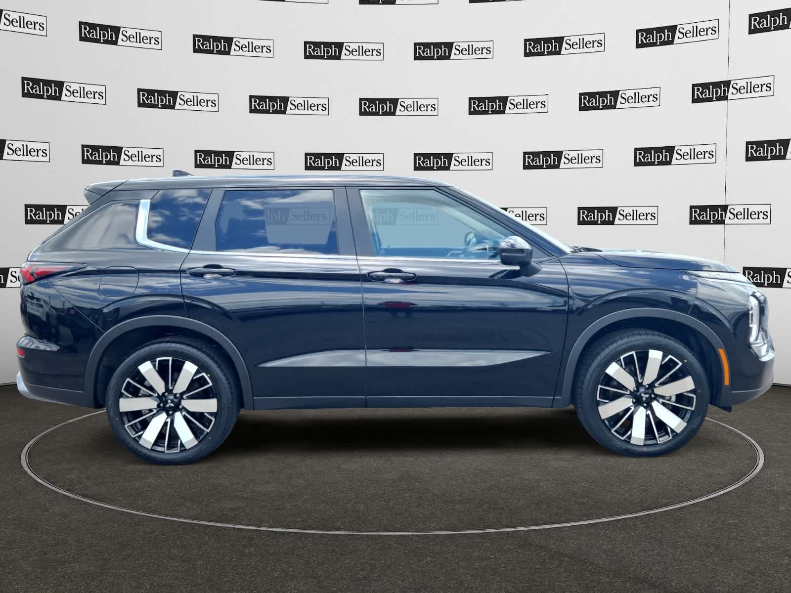2025 Mitsubishi Outlander #7