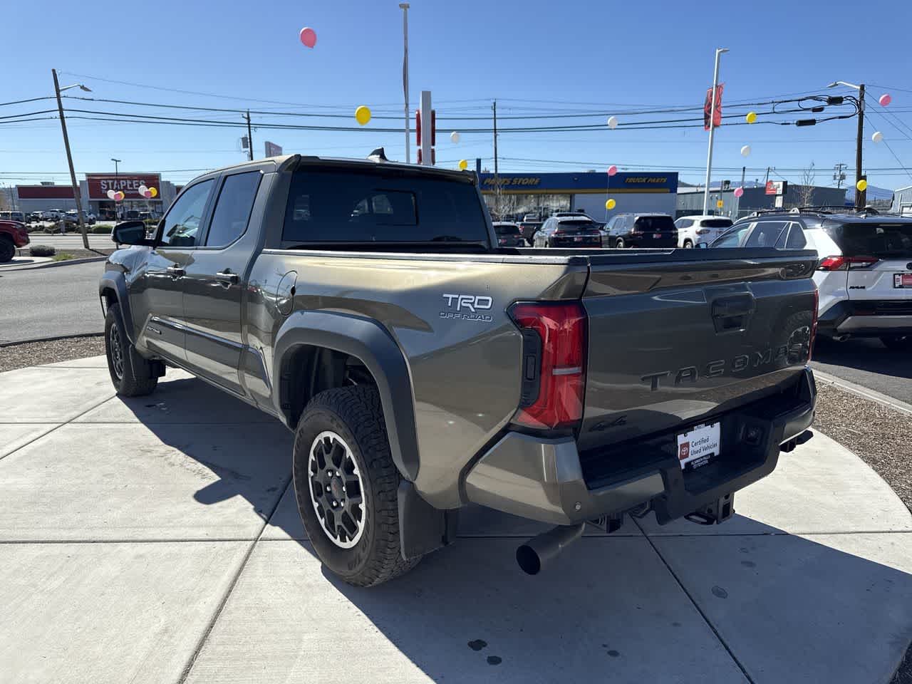 View vehicle photo 5