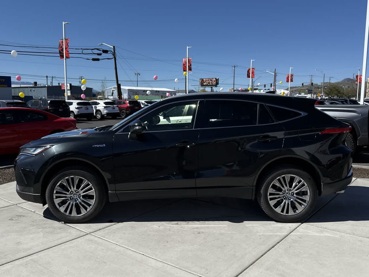 View vehicle photo 3