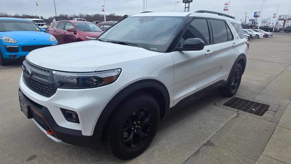 View vehicle photo 2
