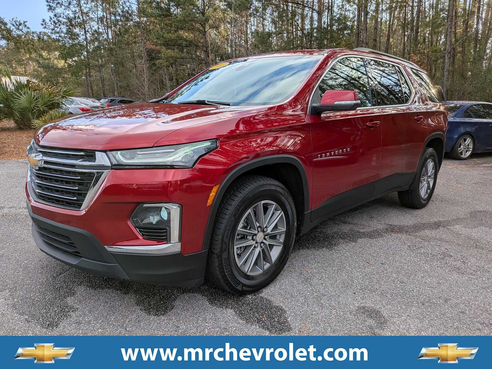 2023 Chevrolet Traverse LT Cloth FWD