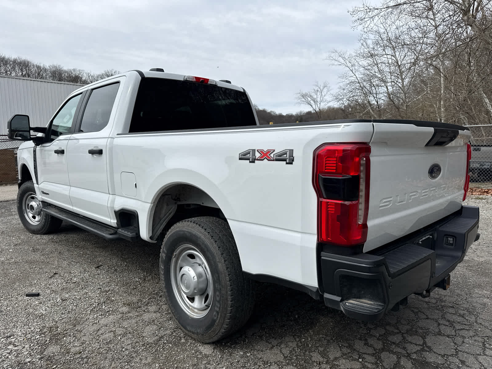 2023 Ford Super Duty F-350 SRW Pickup XL - 5