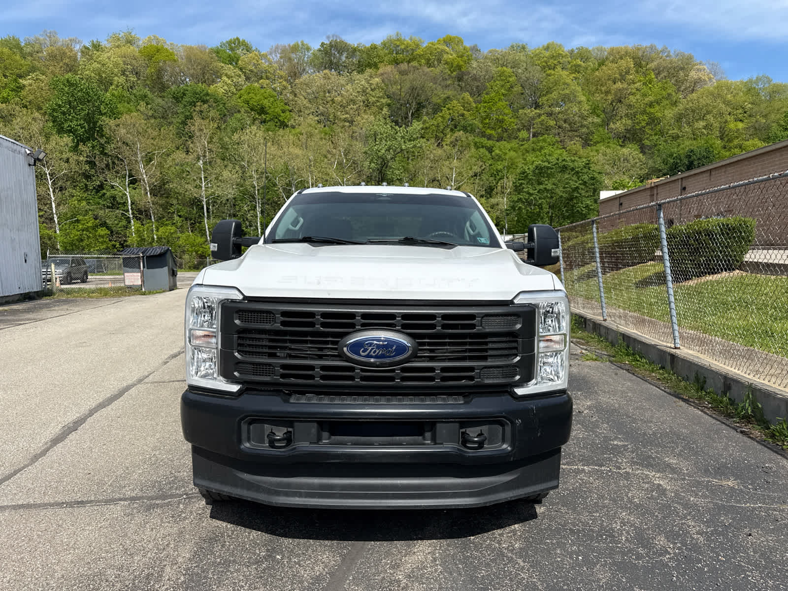 2023 Ford Super Duty F-350 SRW Pickup XL - 11