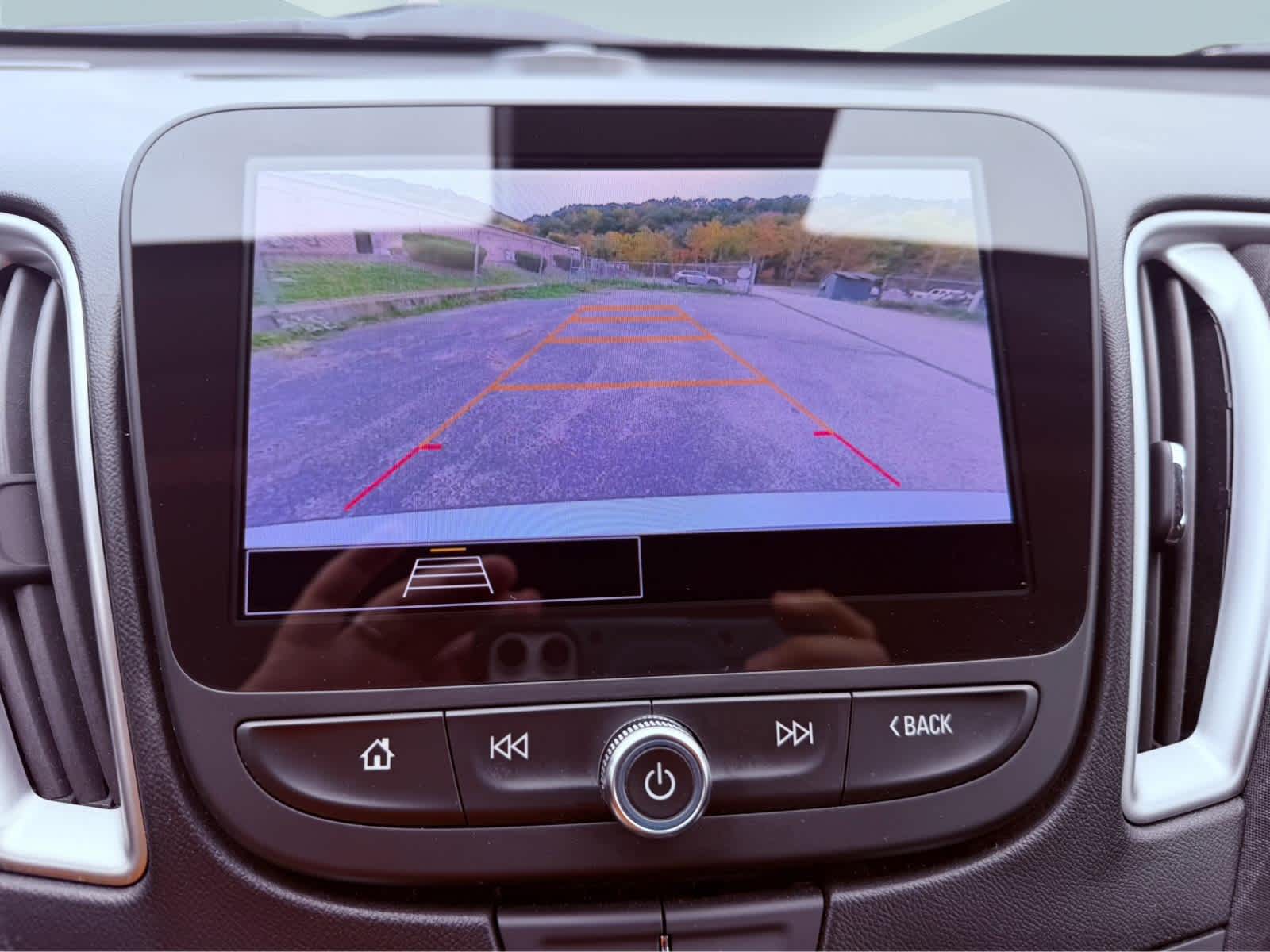 2024 Chevrolet Malibu photo 16 of 16
