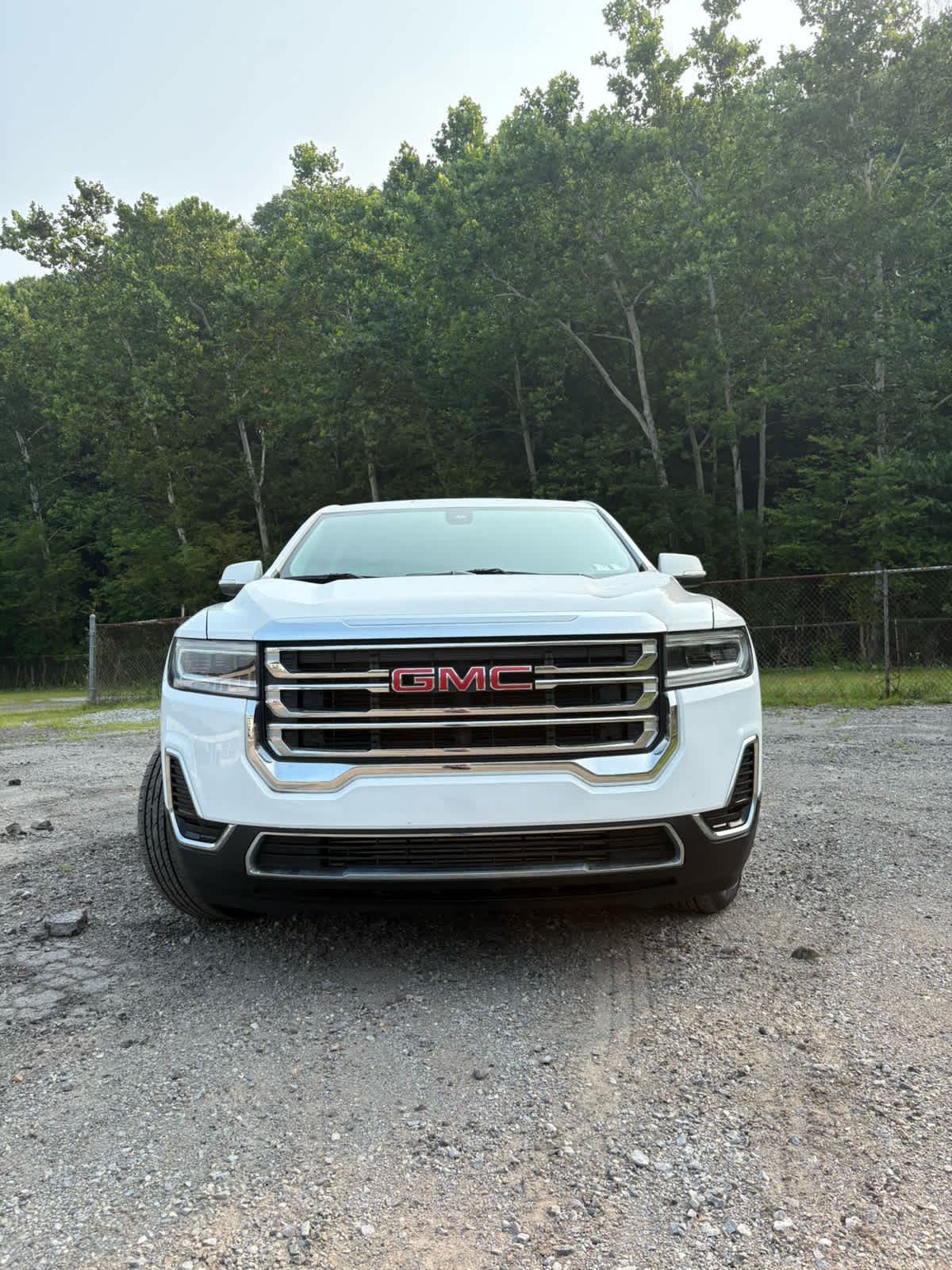 2023 GMC Acadia SLE Summit White at Bud's Auto Sales