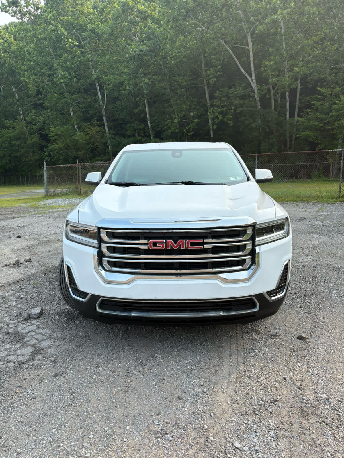 2023 GMC Acadia SLE Summit White at Bud's Auto Sales