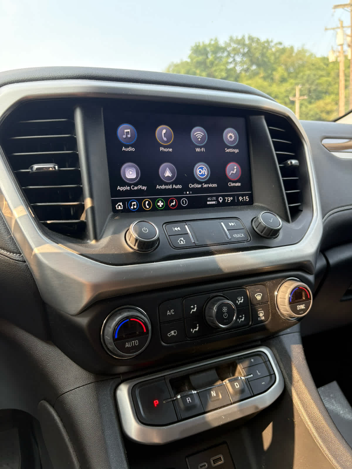 2023 GMC Acadia SLE Summit White at Bud's Auto Sales