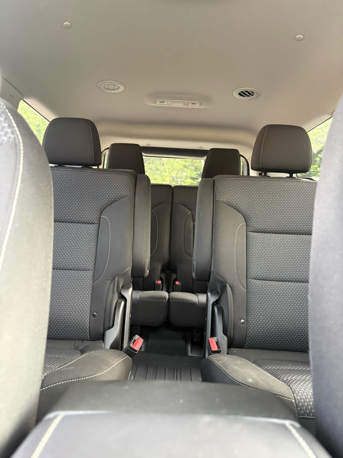 2023 GMC Acadia SLE Summit White at Bud's Auto Sales