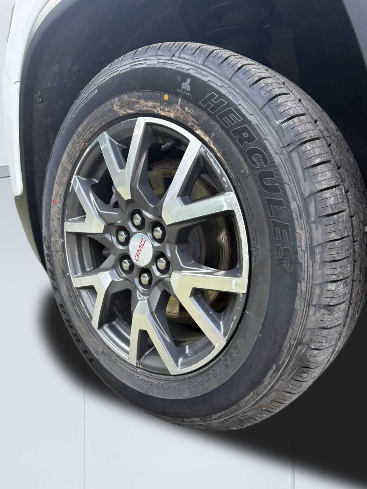 2023 GMC Acadia SLE - 11