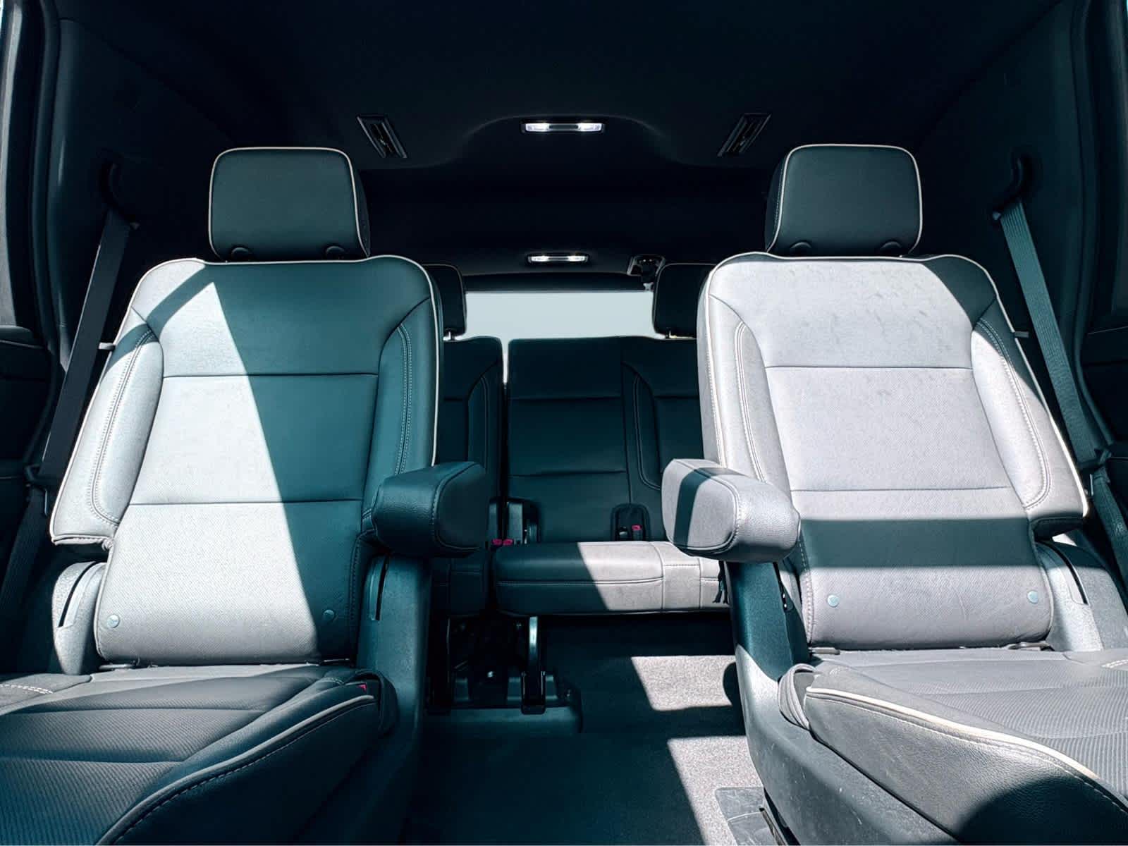 2023 GMC Yukon photo 17 of 22