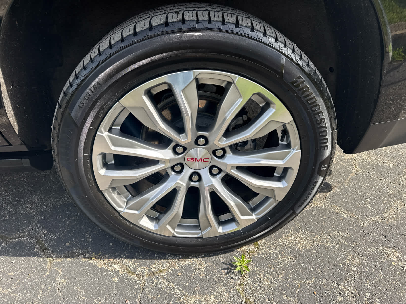 2023 GMC Yukon Denali Denali - 3