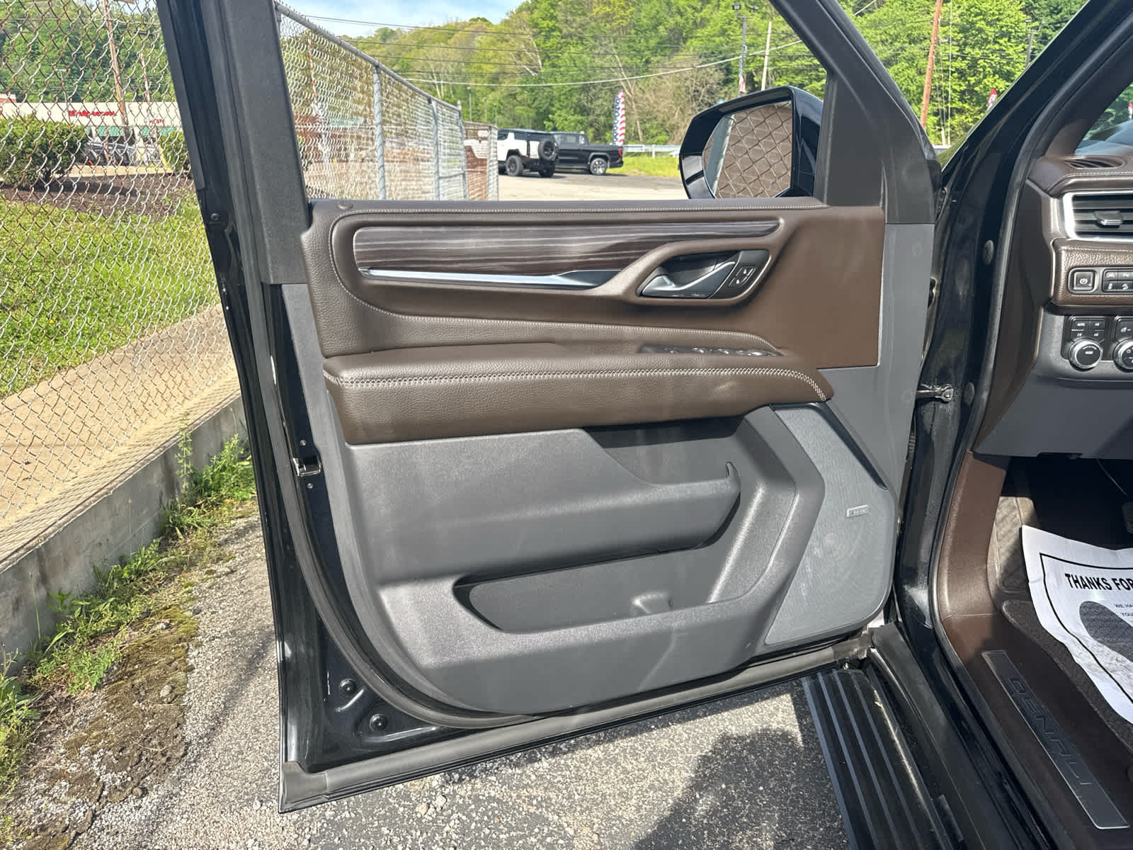 2023 GMC Yukon Denali Denali - 11