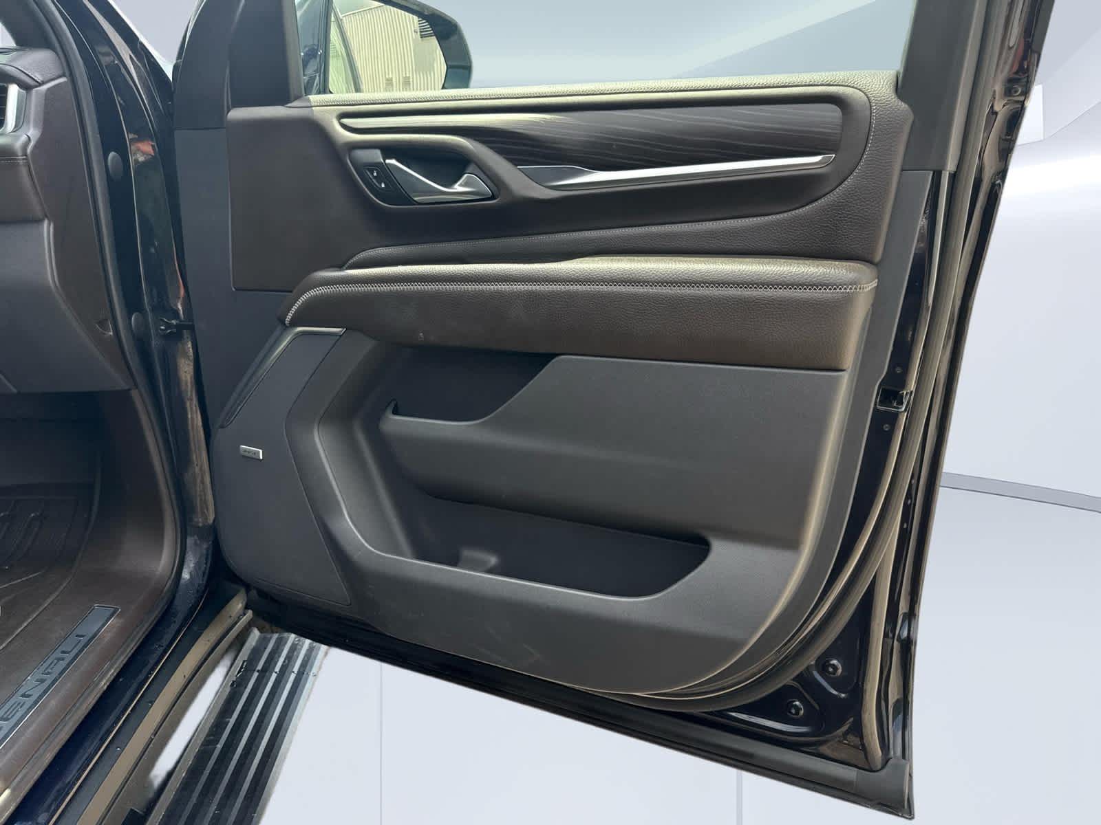 2021 GMC Yukon Denali Denali Midnight Blue Metallic at Joe Ball GMC