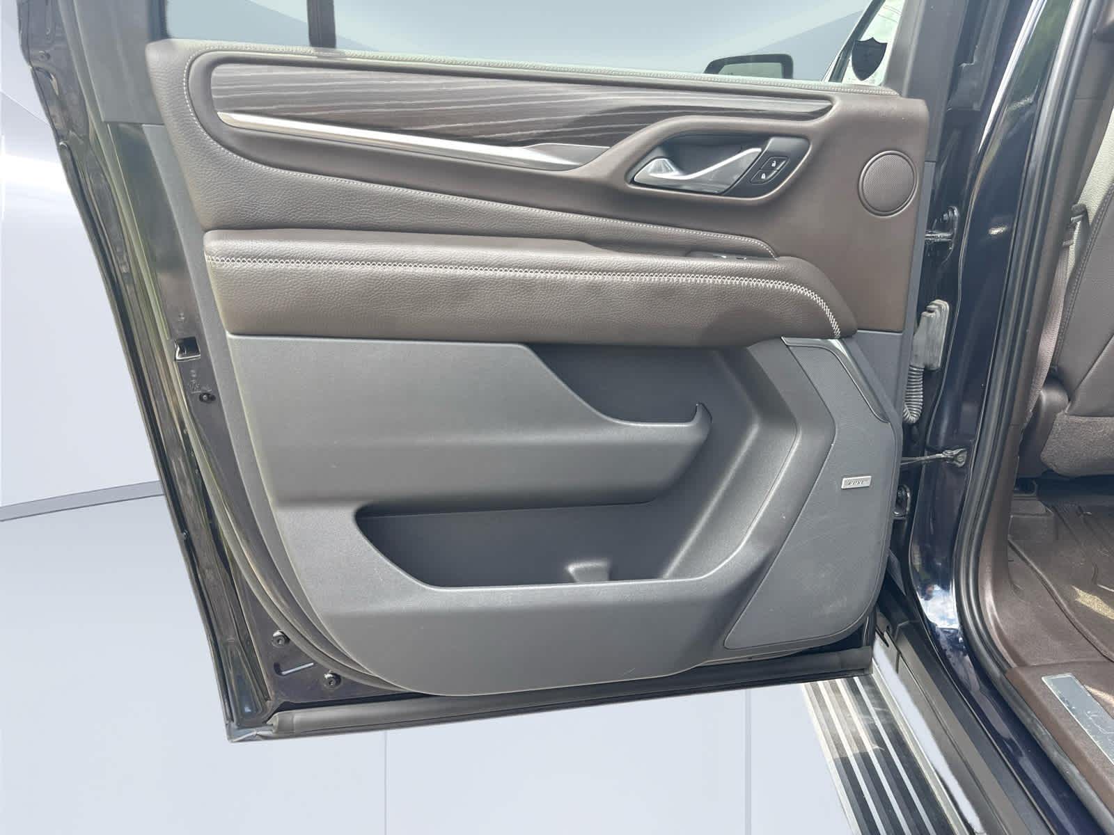2021 GMC Yukon Denali Denali Midnight Blue Metallic at Joe Ball GMC