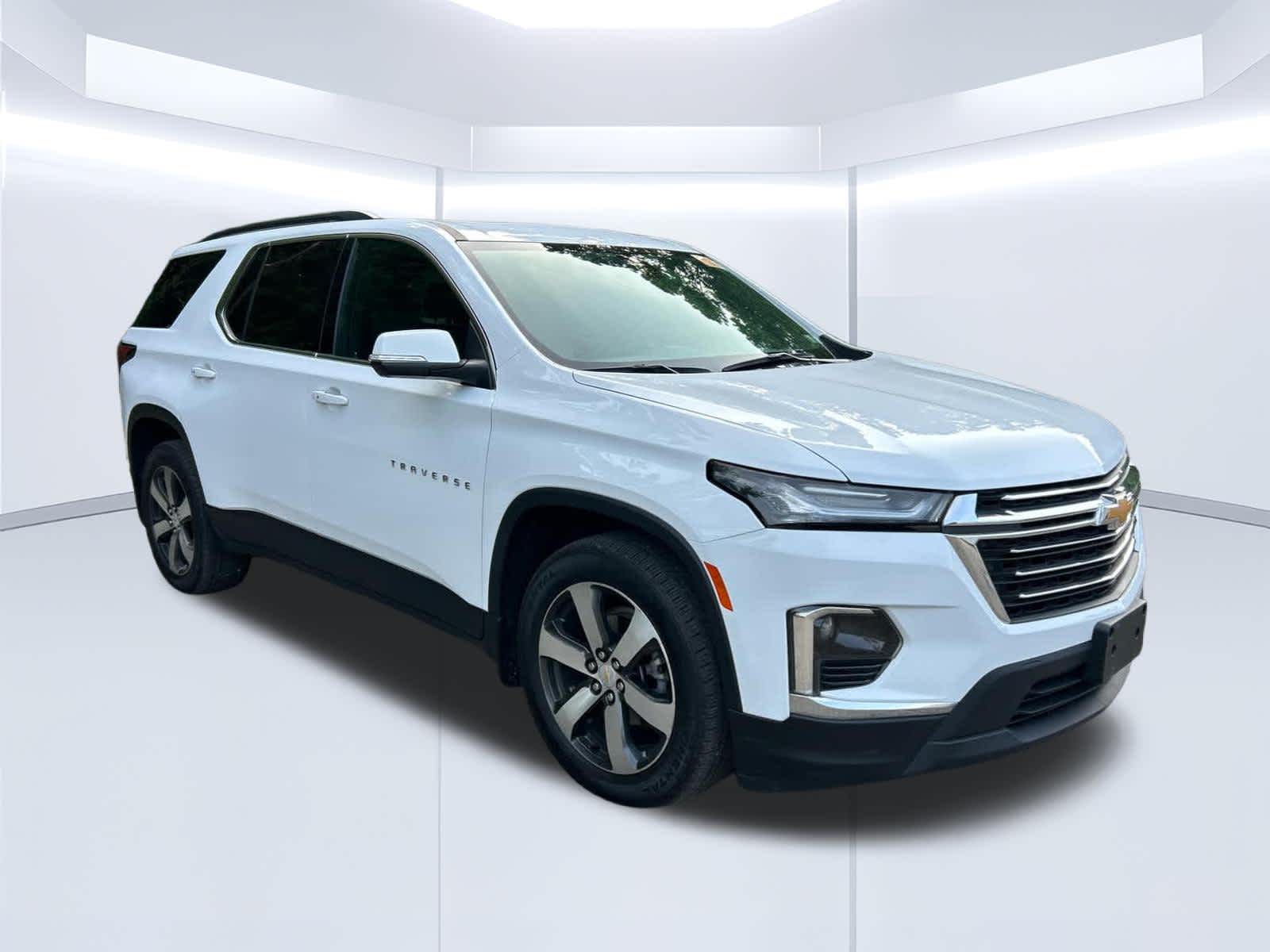 2023 Chevrolet Traverse LT Leather - 1