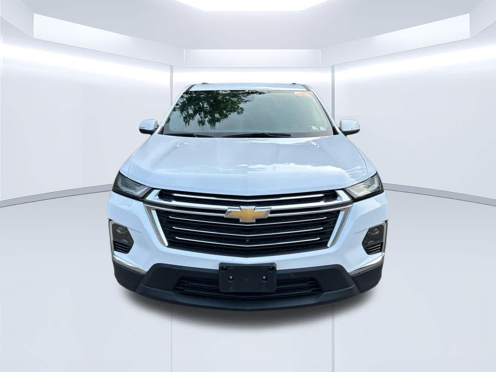 2023 Chevrolet Traverse LT Leather - 3