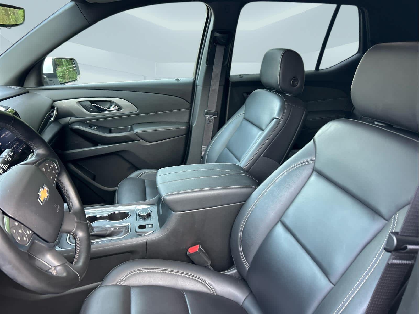 2023 Chevrolet Traverse LT Leather - 8