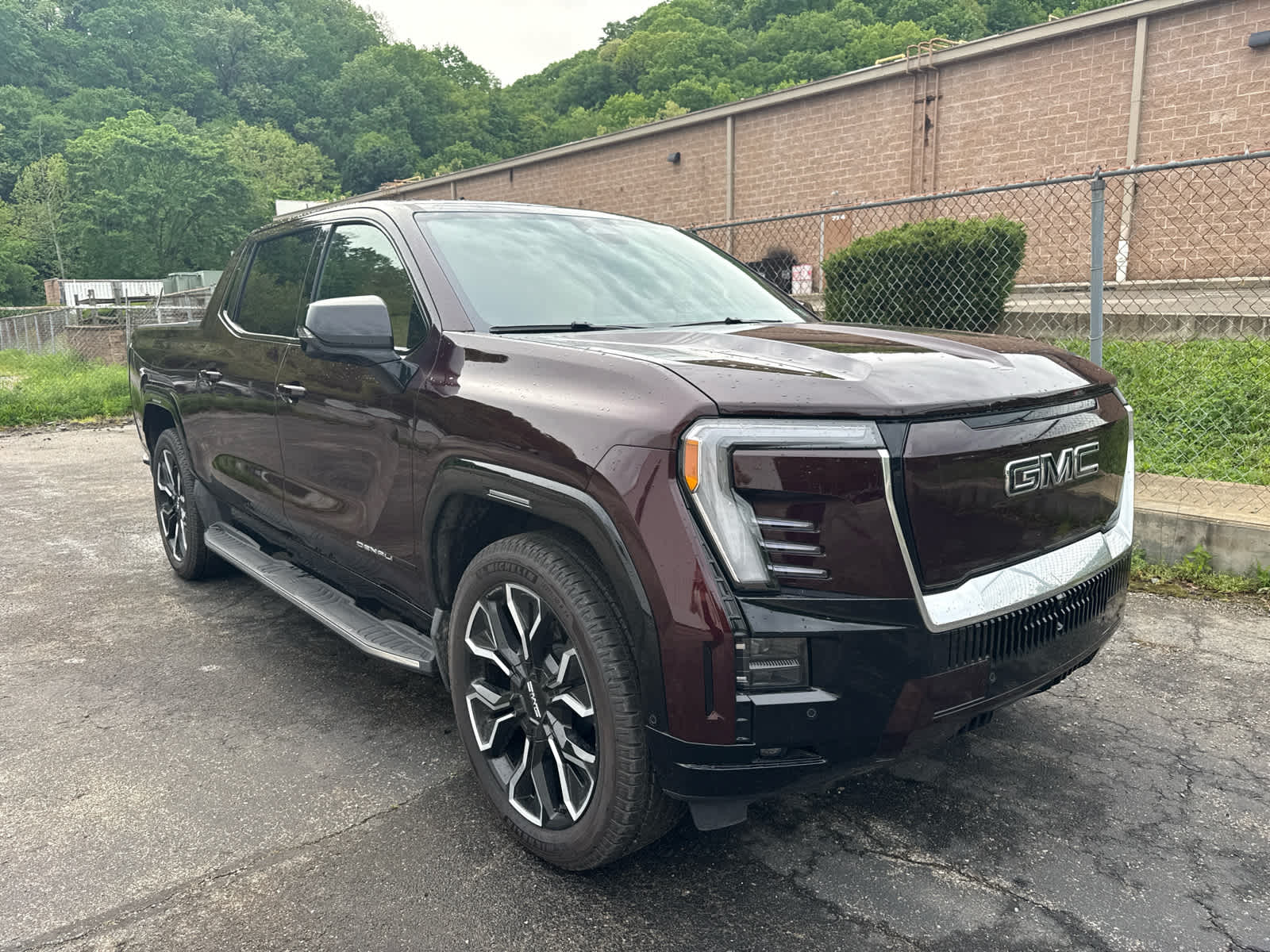 2025 GMC Sierra EV Extended Range Denali Dark Ember Tintcoat at Joe Ball GMC