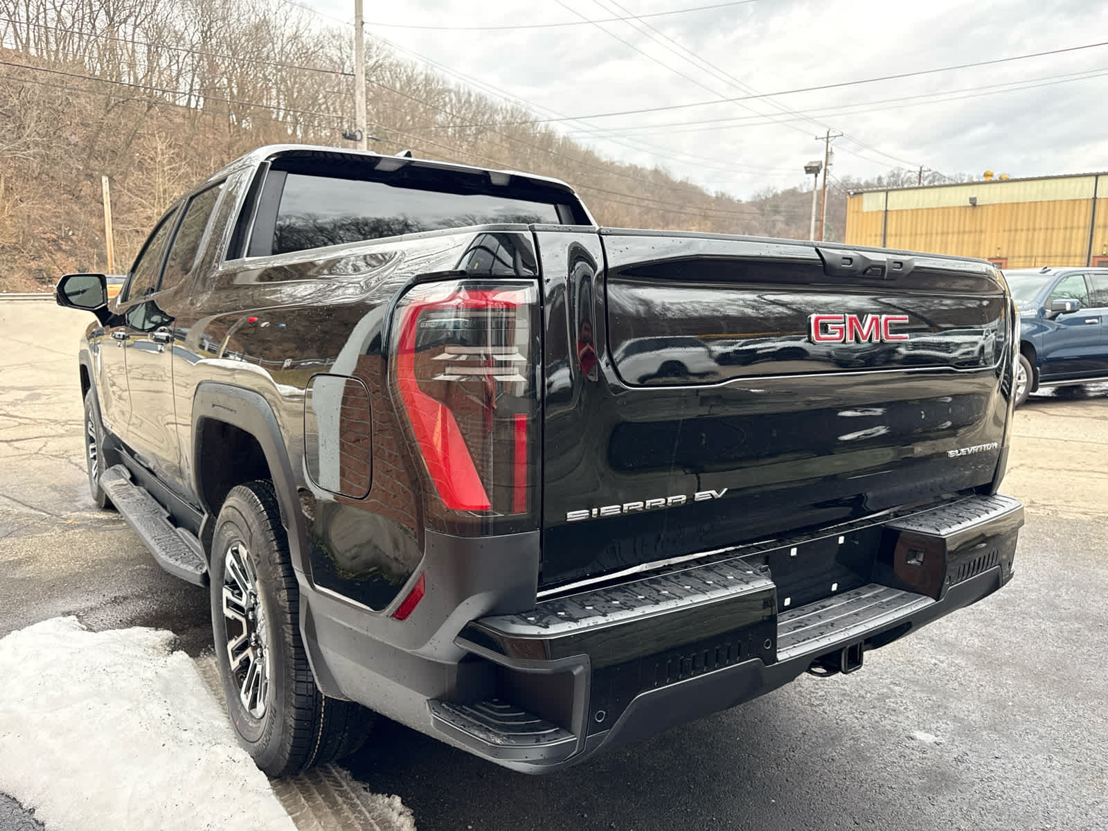 2026 GMC Sierra EV Standard Range Elevation - 6