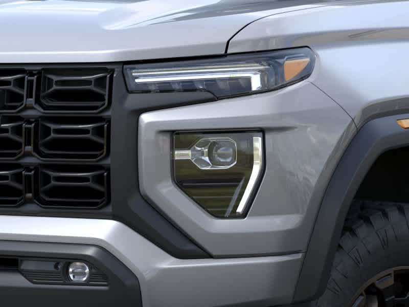 2026 GMC Canyon photo 10 of 24
