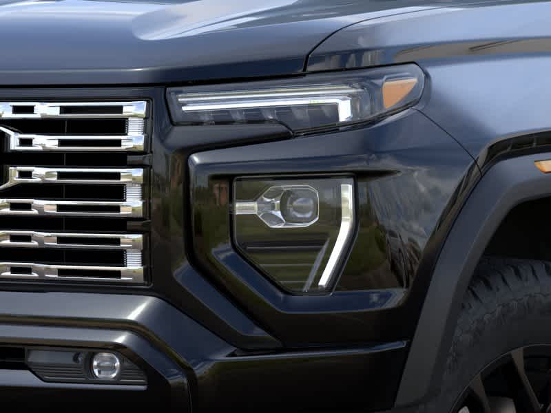 2026 GMC Canyon photo 10 of 24