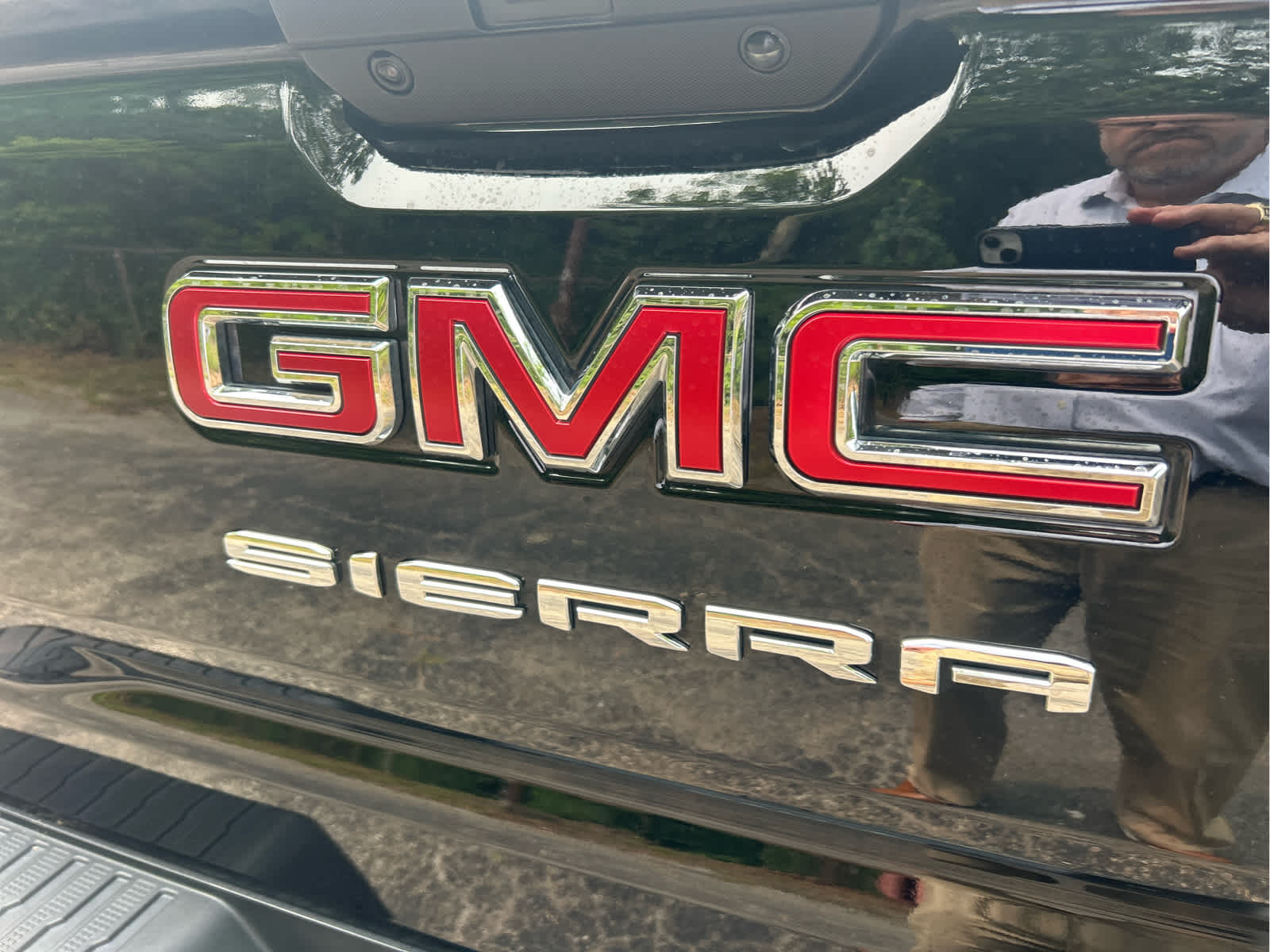 2019 GMC Sierra 1500 SLE Onyx Black at Joe Ball GMC