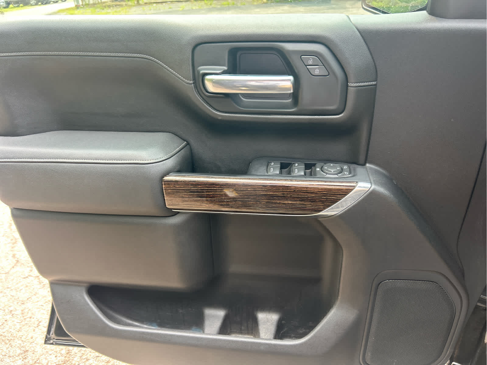 2019 GMC Sierra 1500 SLE Onyx Black at Joe Ball GMC