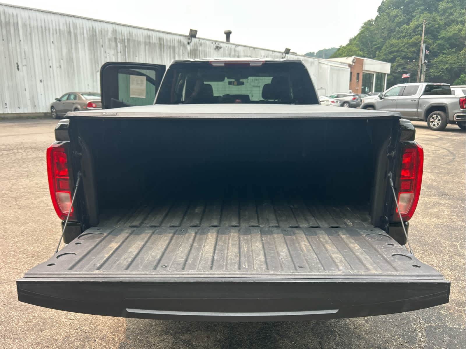 2019 GMC Sierra 1500 SLE Onyx Black at Joe Ball GMC
