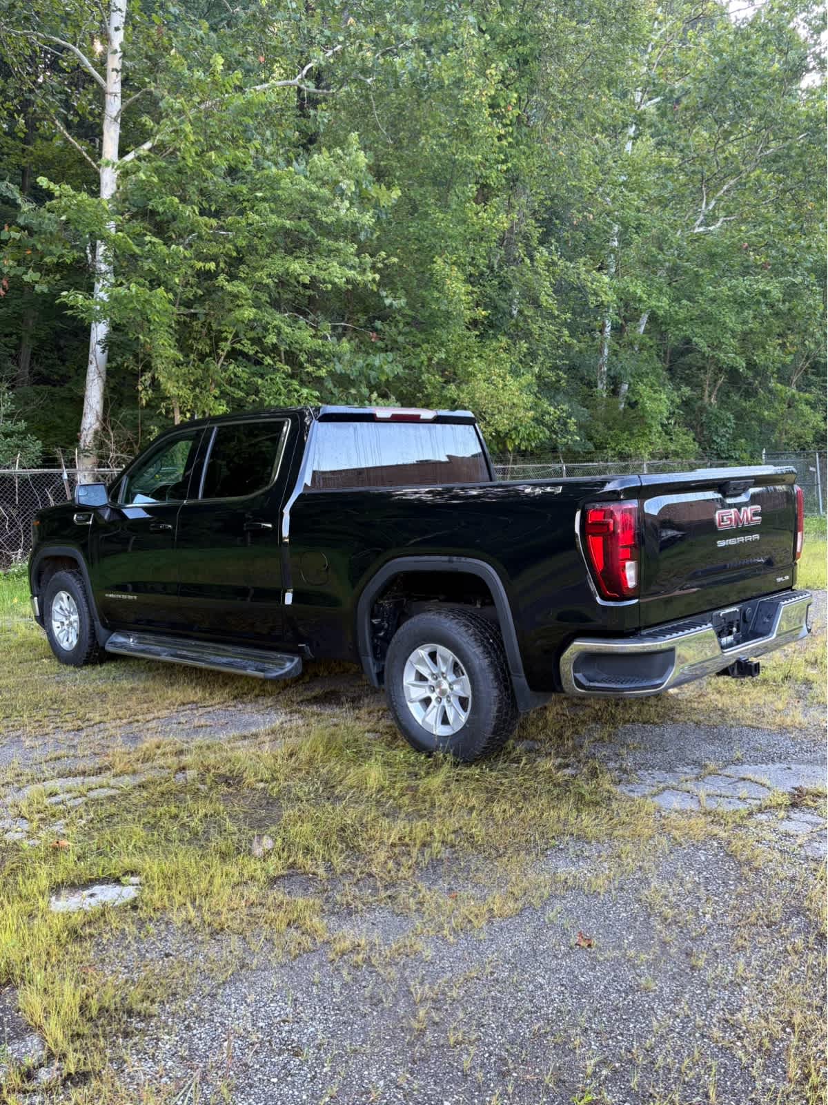 2023 GMC Sierra 1500 SLE Onyx Black at Joe Ball GMC