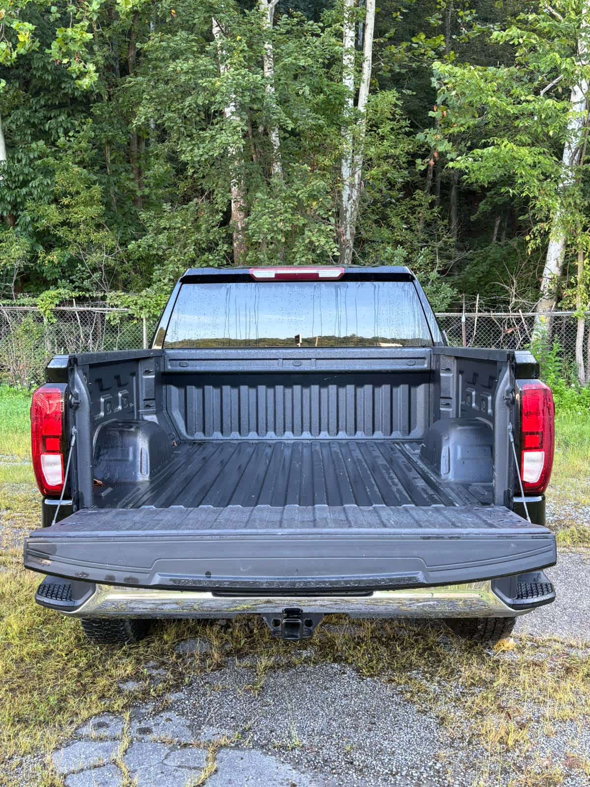 2023 GMC Sierra 1500 SLE Onyx Black at Joe Ball GMC